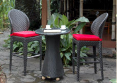 patio-furniture-bistro
